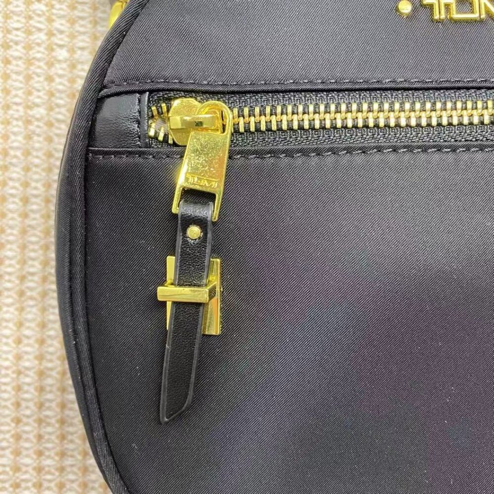 TUMI Voyageur Women's Compact Round Crossbody Bag - Picture 3 of 5